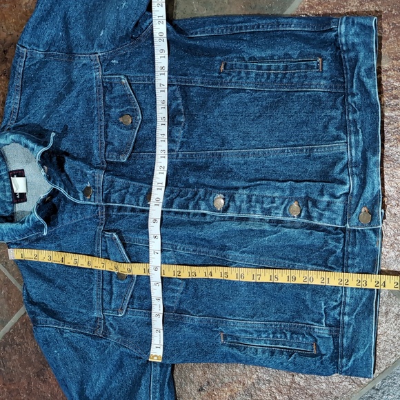 Vintage 80’s American Hero Distressed Denim Jean Jacket Size Medium - Picture 6 of 11